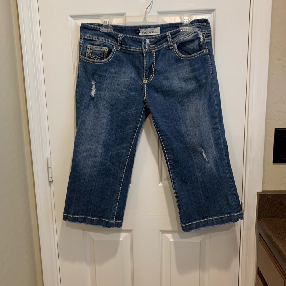 Vigoss Women's Distressed Blue Cropped Jeans